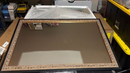 Gold decorative mirror