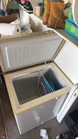 White Chest Freezer Deep Freeze