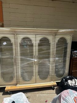 2 piece hutch