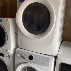 Electrolux Washer & Electric Dryer 