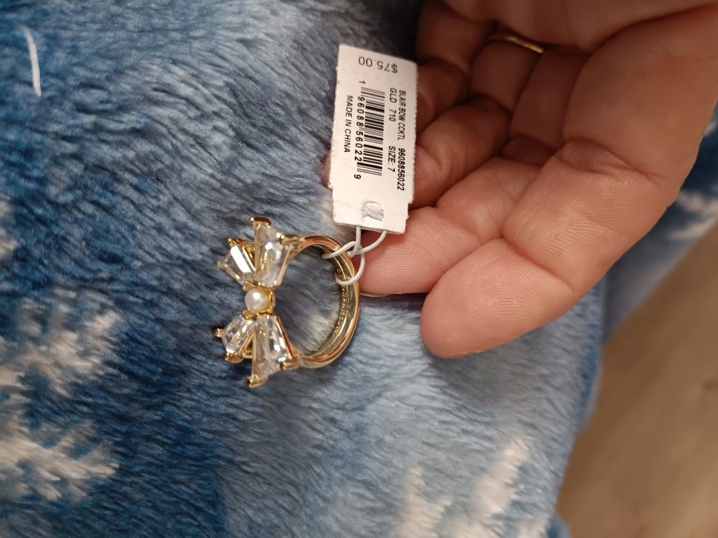 Kendra Scott Gold Bow Ring