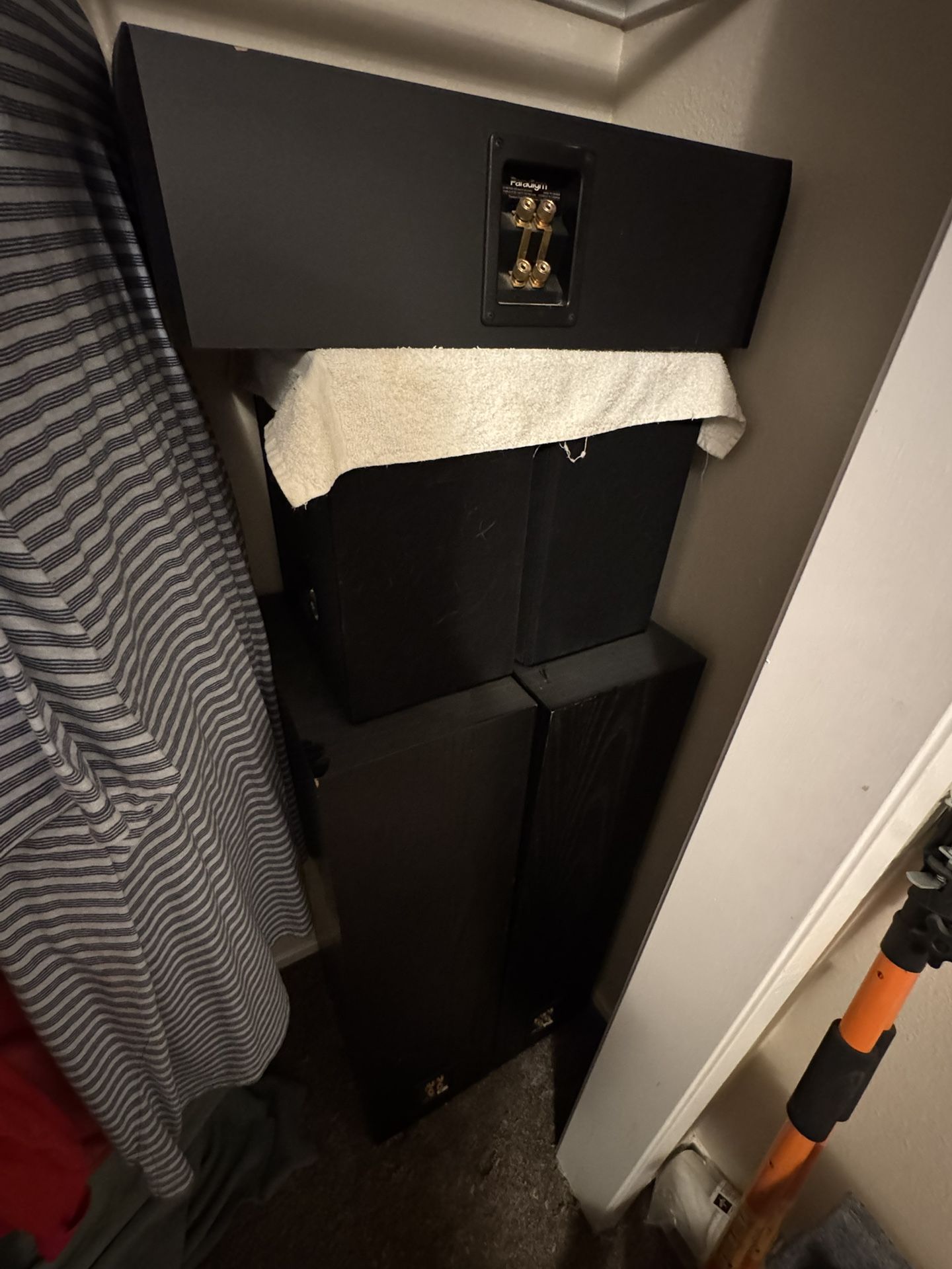 Paradigm Premier 800F (2) CC450 (1) ADP450 (2)
