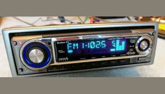 Kenwood KDC-MP528 CD/MP3, Receiver, HD & Sat Ready I-Pod control, 200 watts