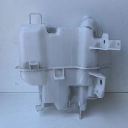 2014 -2021 MAZDA 3 SEDAN WINDSCREEN WASHER BOTTLE FLUID TANK OEM #5105