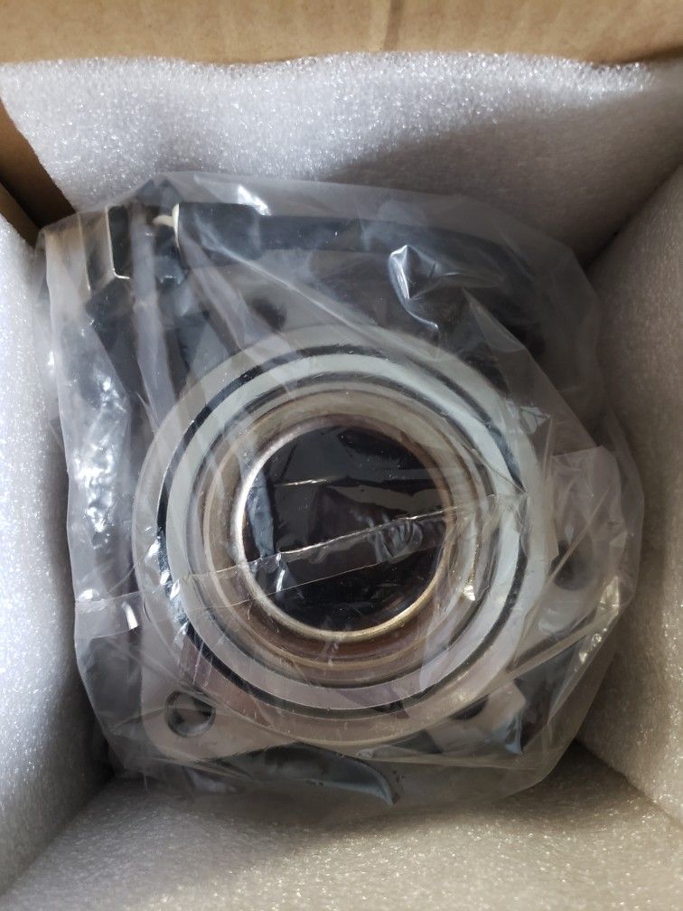 Equinox/Torrent/Vue Front Wheel Bearing & Hub Assembly