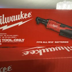 Milwaukee 2457-20 M12 12V Lithium-Ion Cordless 3/8 in. Ratchet (Tool-Only)