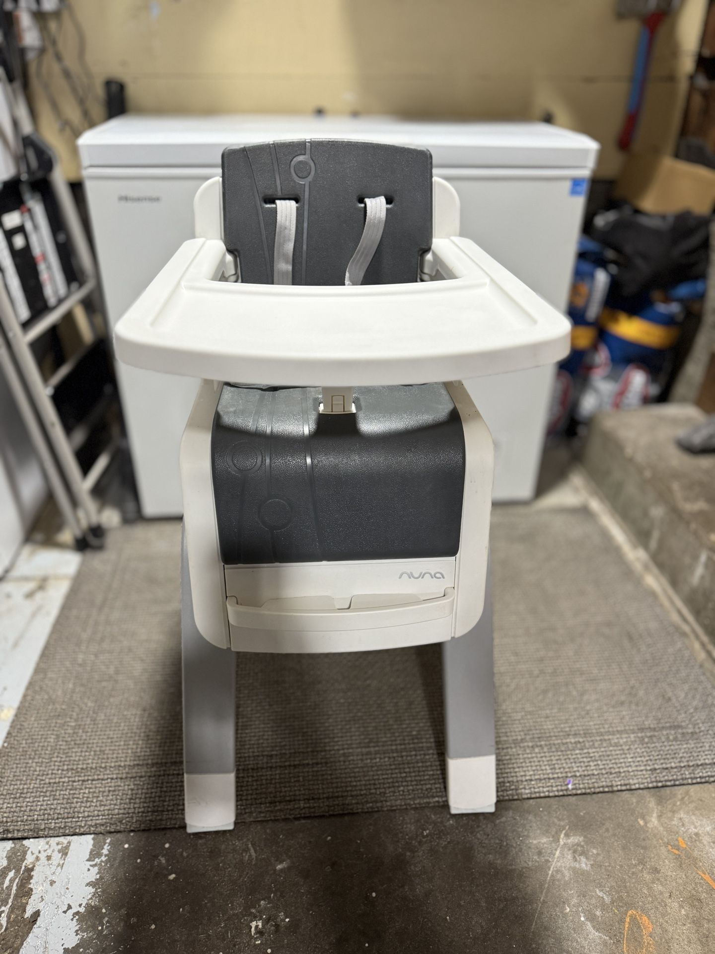 Nuna Zaaz High Chair