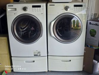 Washer & Dryer Set