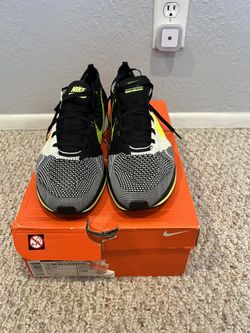 Nike Flyknit Racer Sail/Volt-Black