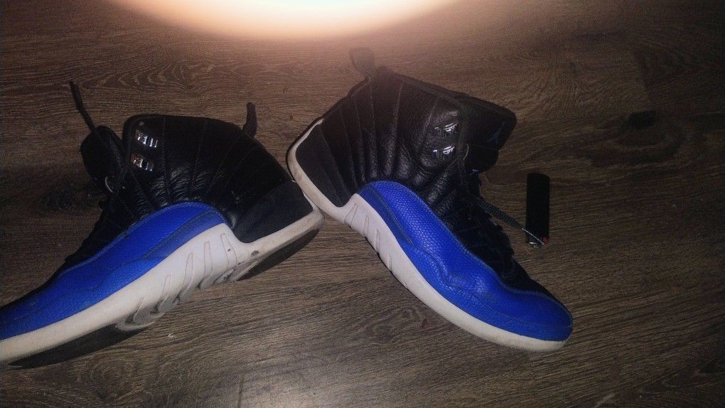 Air Jordan 12 Retro "Hyper Royal"