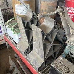 Trailer Legs