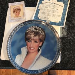 Princess Diana Collector Plate & Memorial Votive