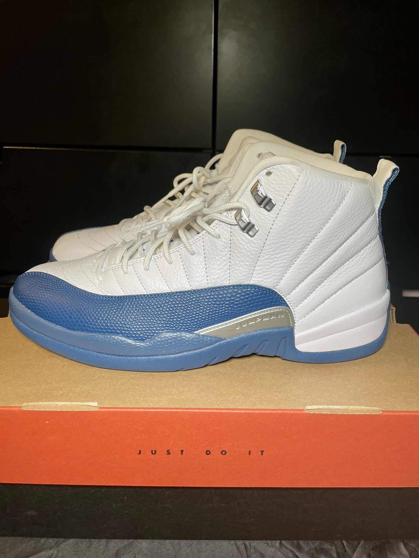 AIR JORDAN 12 RETRO - French Blue