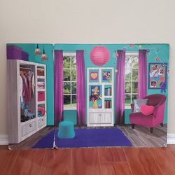 Backdrop For Dolls/Barbies