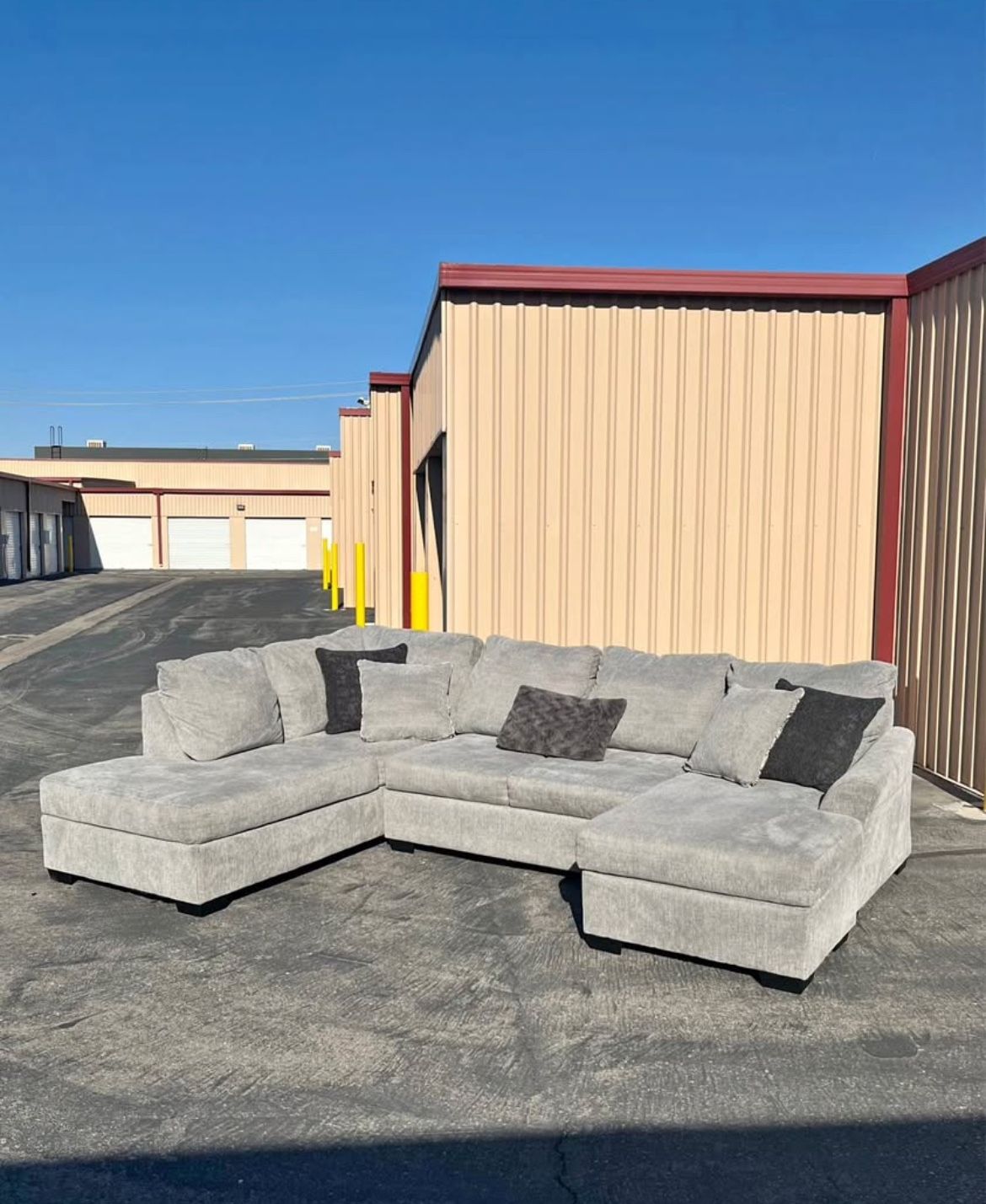 Sectional Couch 