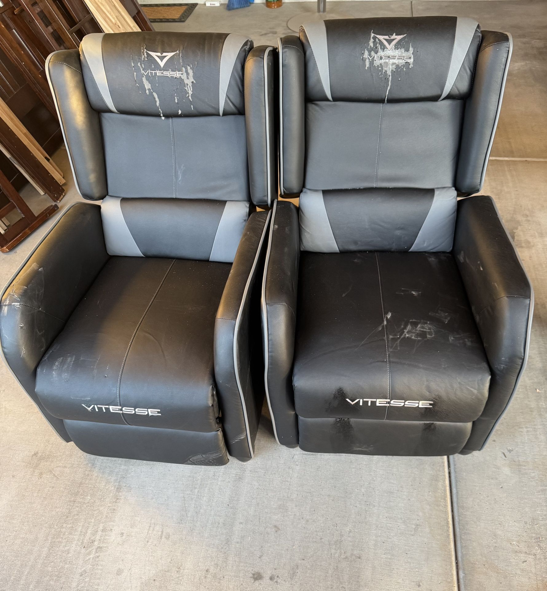 2 Gaming Chairs