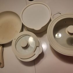All New Pots And Pans Exept 1 