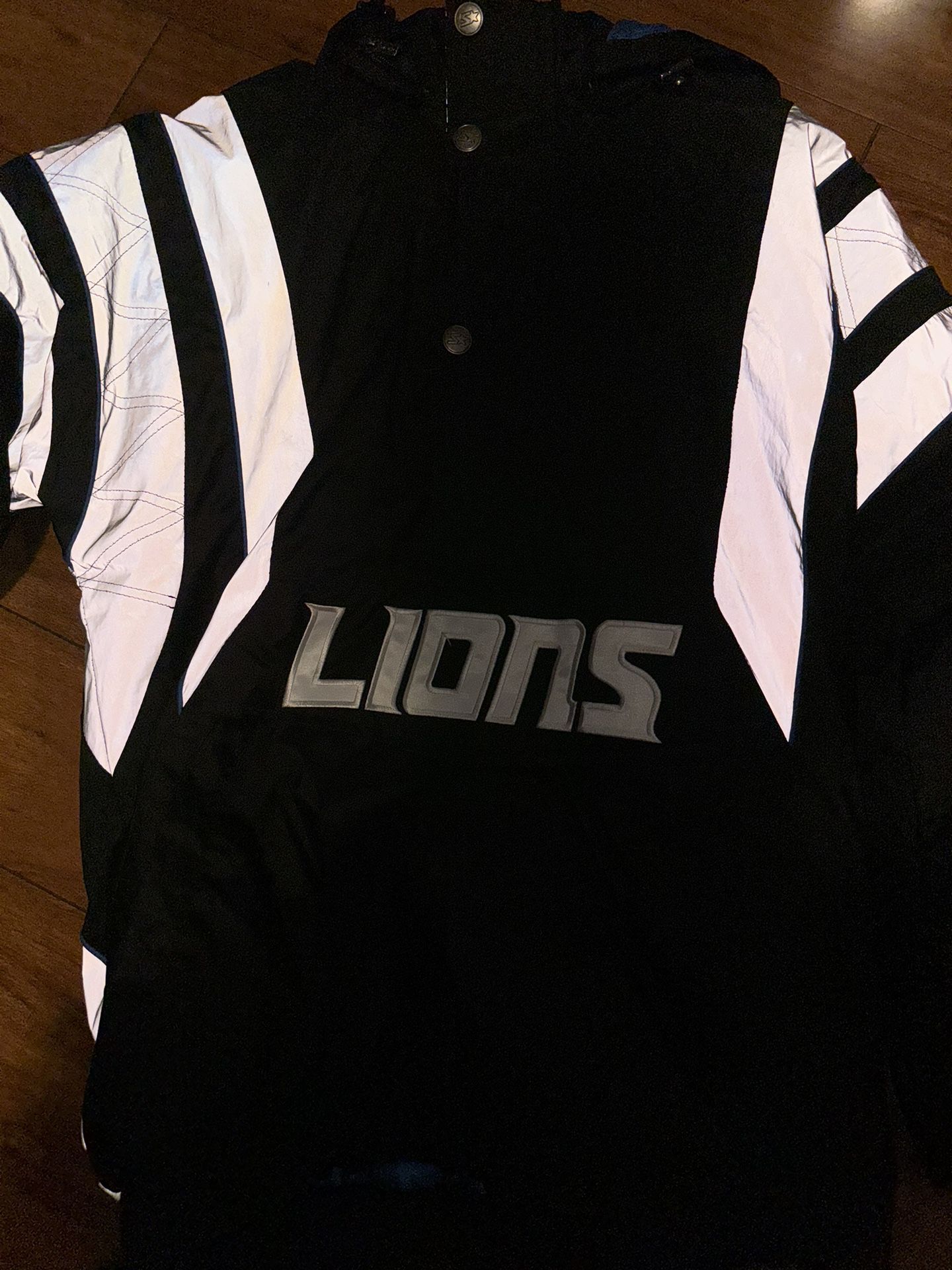 starter lions jacket size small fits M