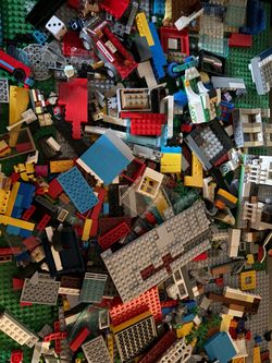 Lego table lot