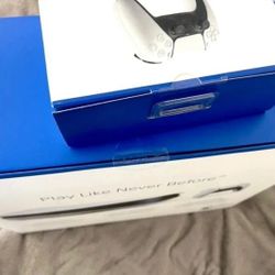 Ps4 With A Game And CONTROLLER 