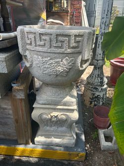 Salad concrete flour pot