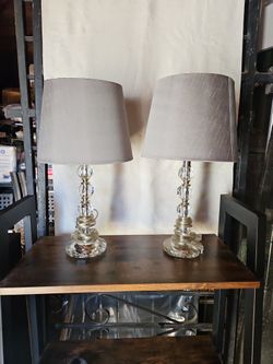 2 Lamps