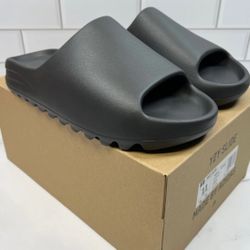 Yeezy Dark Onyx Slides