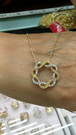 14k Gold chain & charm 20 inch long