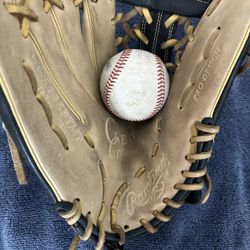 Used Baseball Glove 