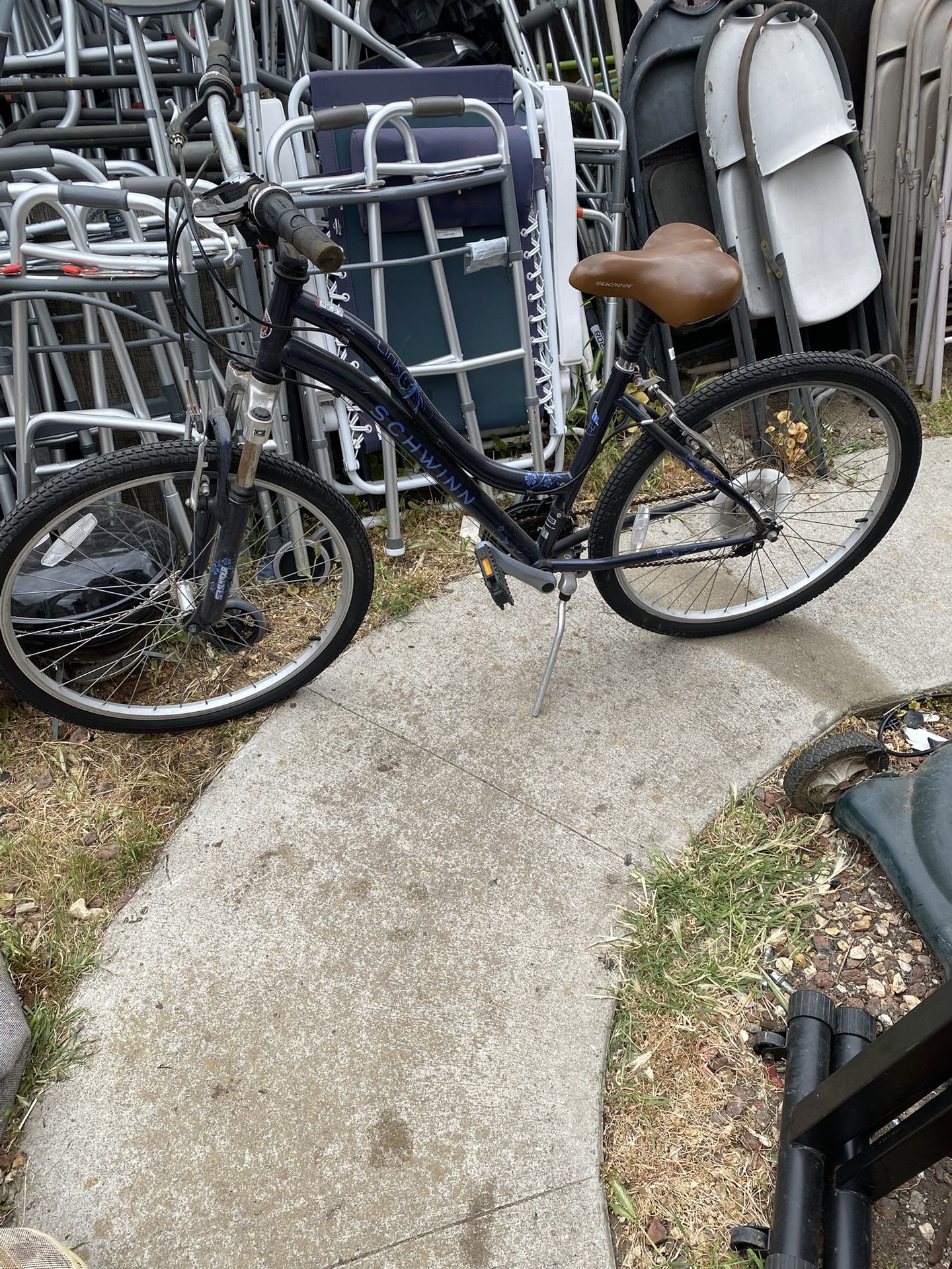 7 speed girls SCHWINN bike