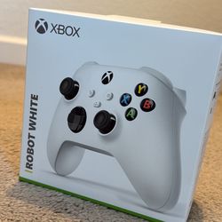 Xbox Controller + Microsoft Xbox $50 eGift Card