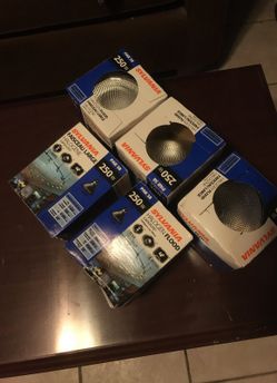 SYLVANIA 250 watt par 38 flood bulbs