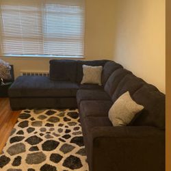 Sectional L Shaped Couch 