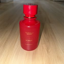 Victorias Secret Very Sexy Scarlet Eau de Parfum 3.4oz