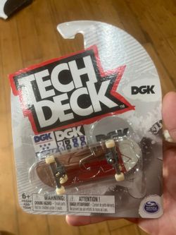 2022 TECH DECK DGK Platinum Chrome Ultra Rare Fingerboard