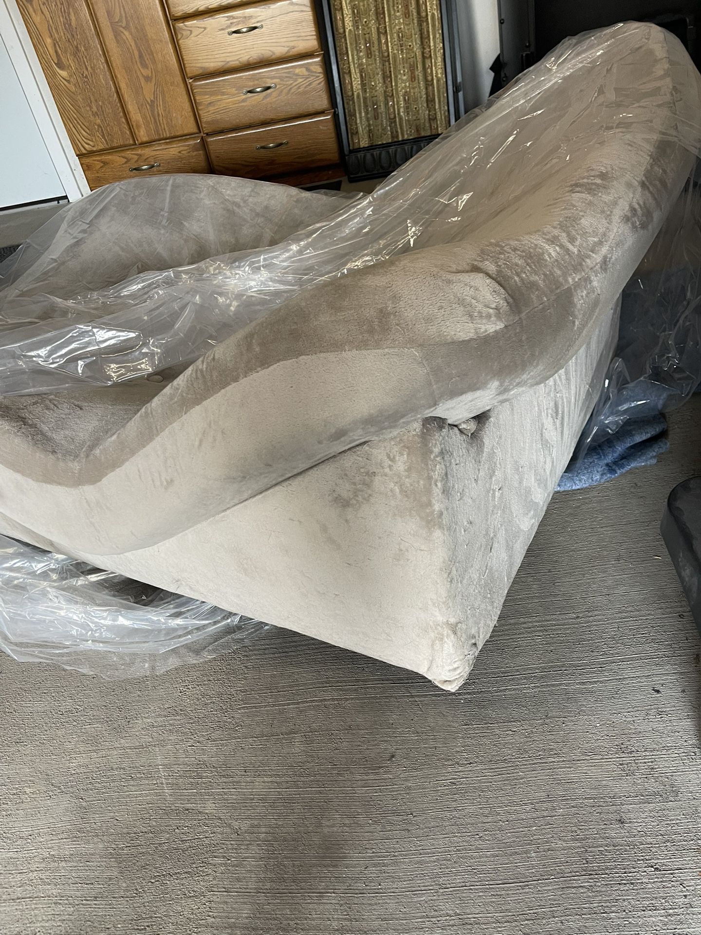 S Shaped Chase Couch