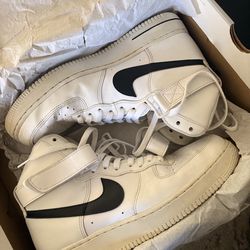 Nike Air Force 1 men’s size 11.5