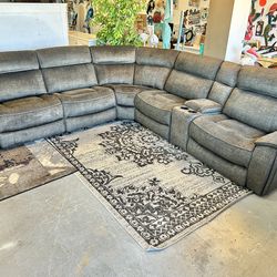 Like new electric tri-reclining sectional with electric headrests and dual USB