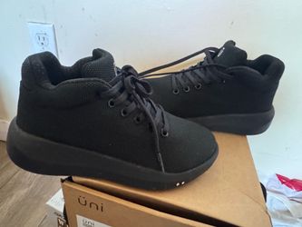 Uni  Perform Blackout 6 1/2 size