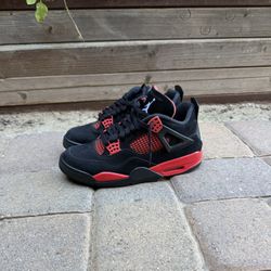 Jordan 4 Retro Red Thunder