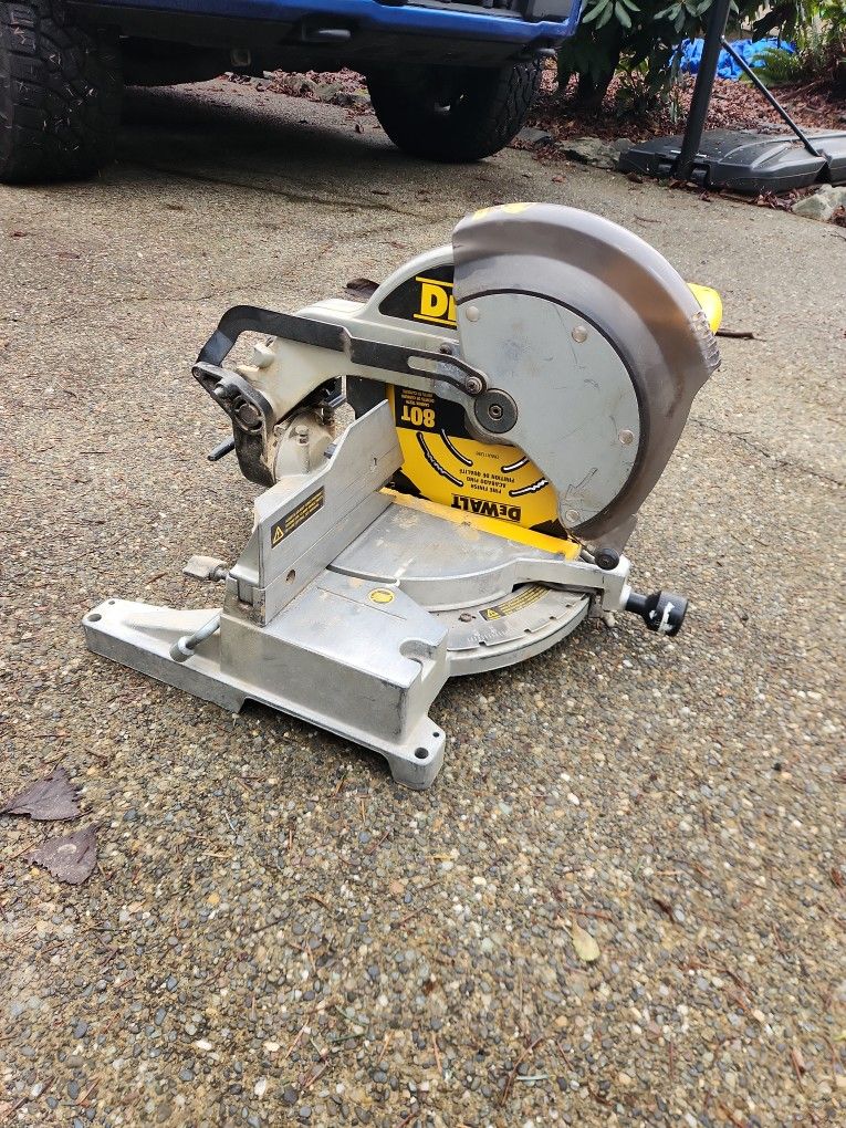 Dewalt Chop Saw