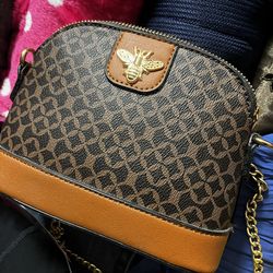 Women's Small Brown Crossbody Purse, Gold Chic Bee Design W/coin wallet