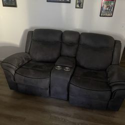 New Couches Recliners 