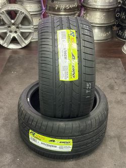 305/30/19 new tires Atturo only two tires