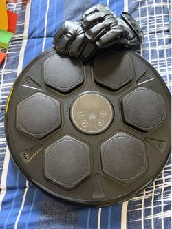 Music boxing machine