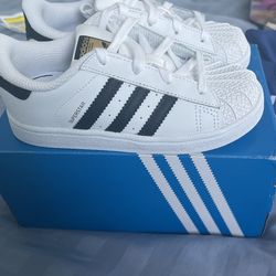 Kids Adidas Size 10 Brand New