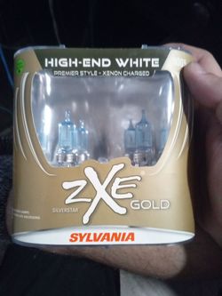 Sylvania SilverStar zXe Gold Halogen Bulbs