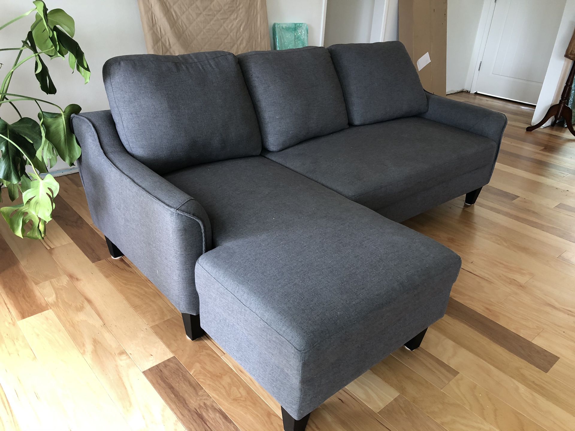 Grey sectional couch with chaise