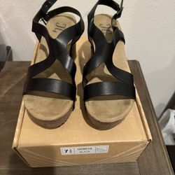 7.5 Black Sandals