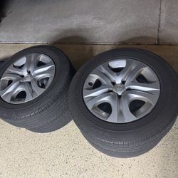 Toyota Rav4 Wheels and tires 